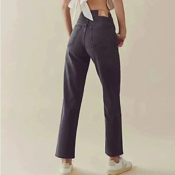 Free People Pacifica High Rise Slim Straight Jeans Black  NWT - Picture 1 of 10